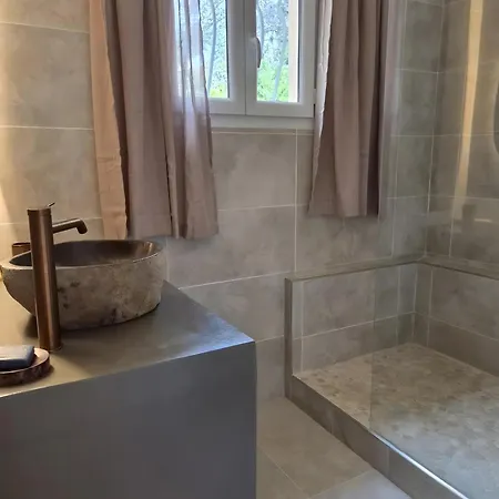 4 Bedrooms Pool Near Sea Saint-Raphaël