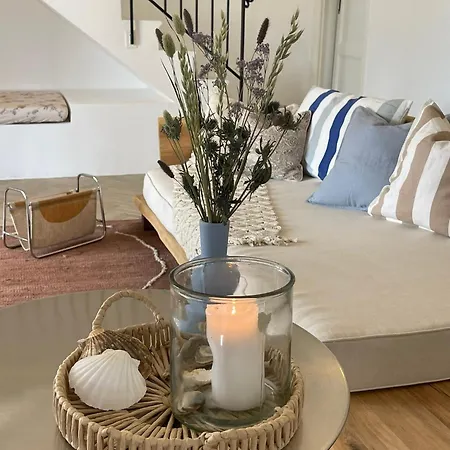 4 Bedrooms Pool Near Sea